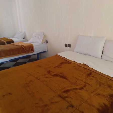 Hotel Et Restaurant Riad Amodou Tinghir Bagian luar foto