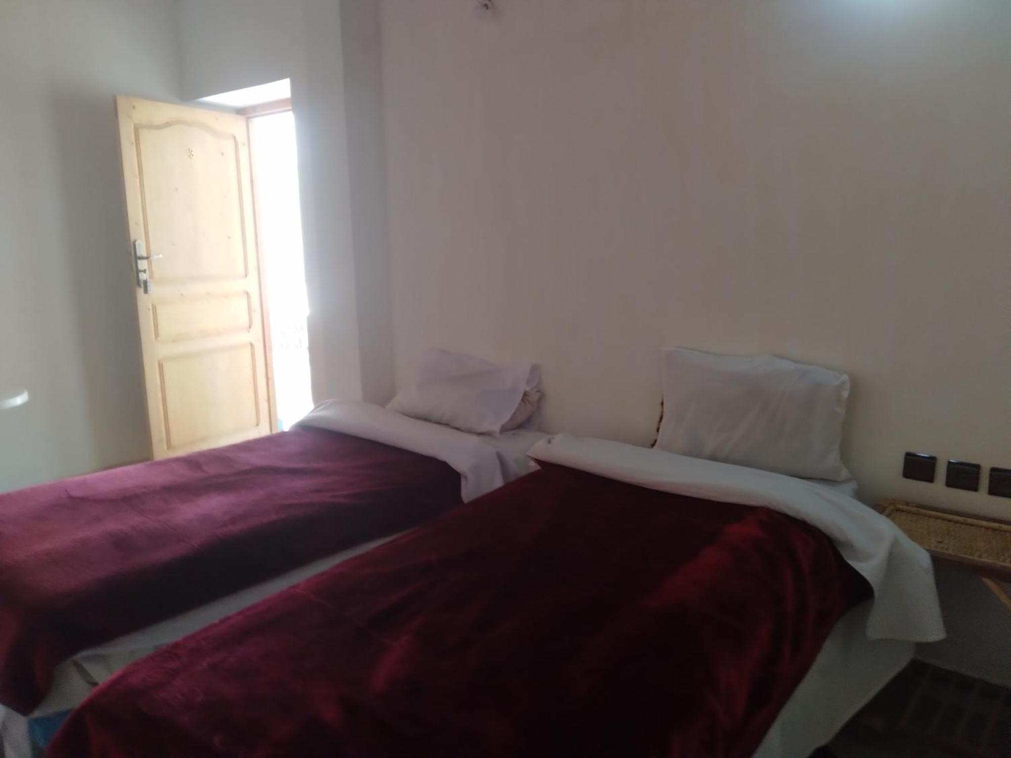 Hotel Et Restaurant Riad Amodou Tinghir Bagian luar foto